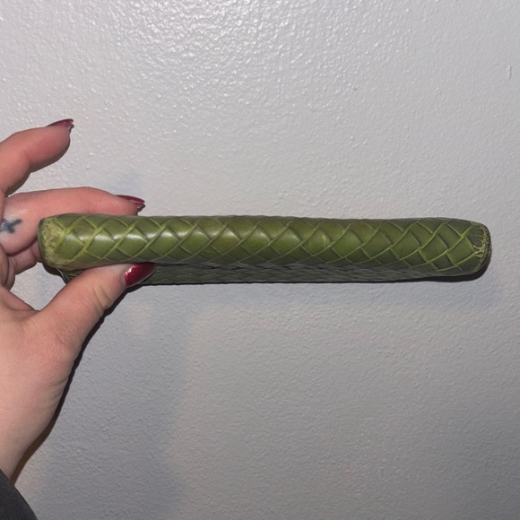 Bottega Venetia Green Woven Leather wallet - Picture 6 of 13